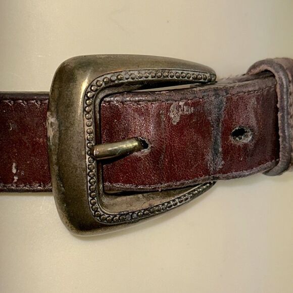 Vintage 1997 Fossil Brown Leather Belt with Gold Buckle & Gold Embellishments - Picture 2 of 10